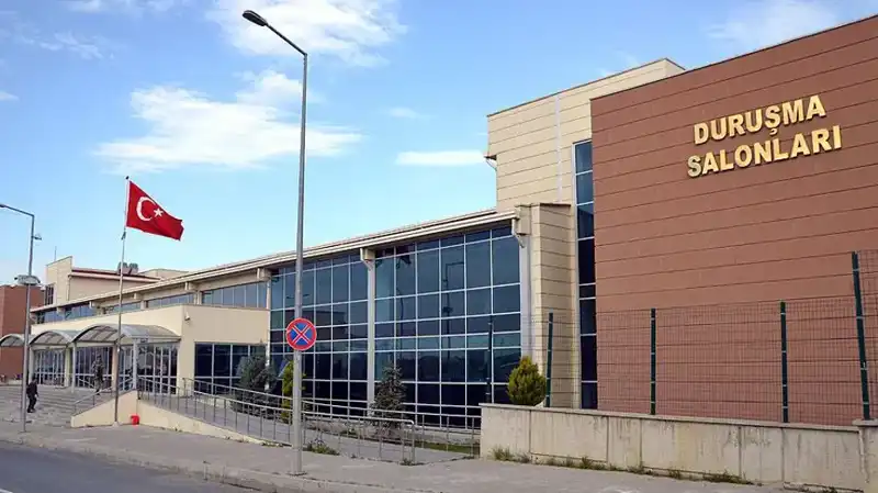 İstanbul Barosu Davasında Kaboğlu ve 10 Baro Yöneticisine Hapis İstemi Şoku