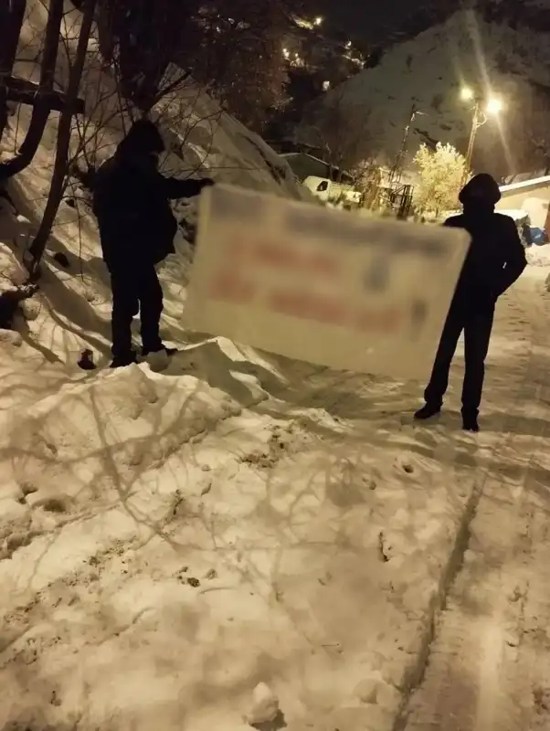 Tunceli'de Terör Örgütü Propagandası Yapan Üç Şüpheli Yakalandı ve Tutuklandı