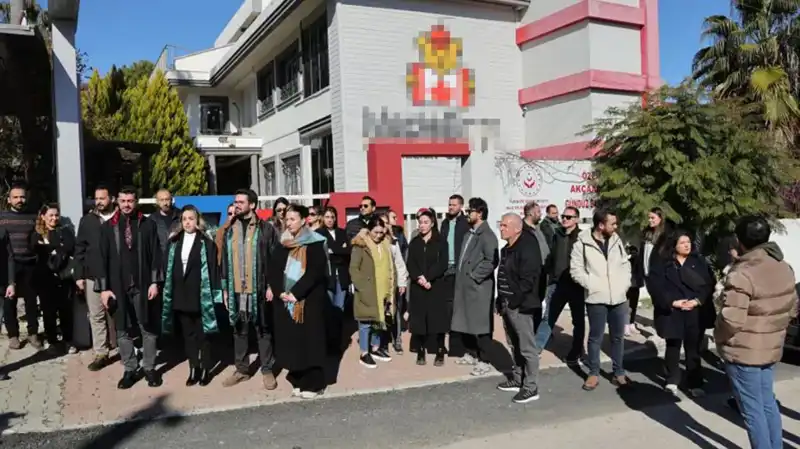 Karne Günü Velileri Şaşırtan Olay: Öğretmenler Ağlarken Ne Oldu?