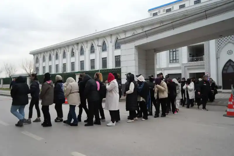 Dolandırıcılar Yapay Zeka ile 483 Milyon Liralık Vurgun Yaptı!